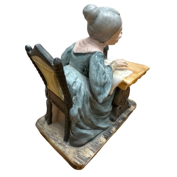 Campo di Monte Grandma & Grandpa Porcelain Figurines - Picture 5 of 12